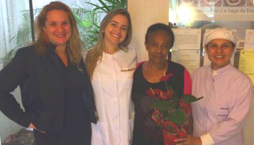 Dra Milena e equipe 